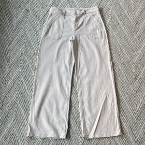 American Eagle Outfitters Cream wide leg Pants